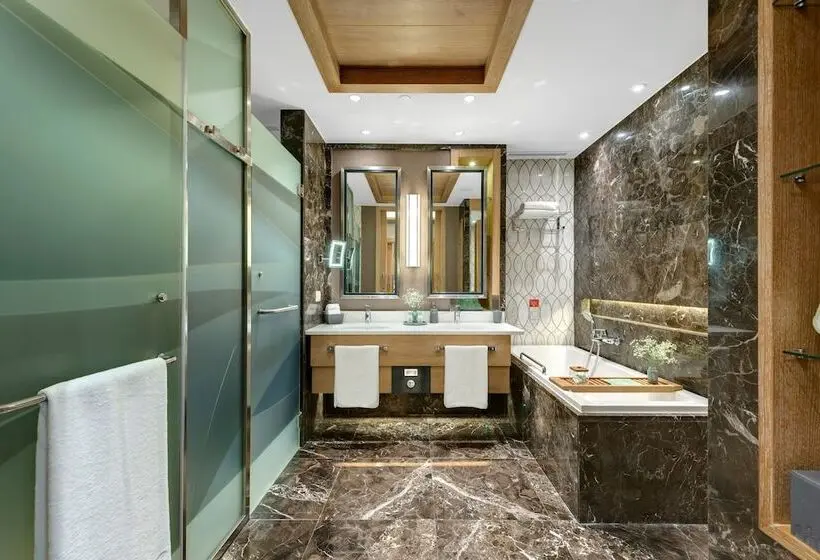 Suite, Regnum Carya
