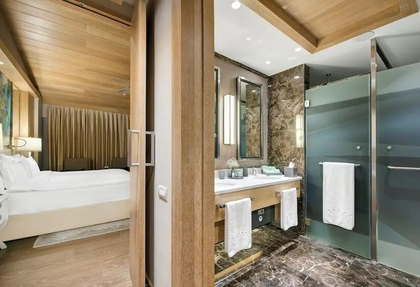 Familiekamer, Regnum Carya
