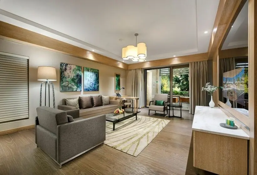 Suite met Zwembad, Regnum Carya