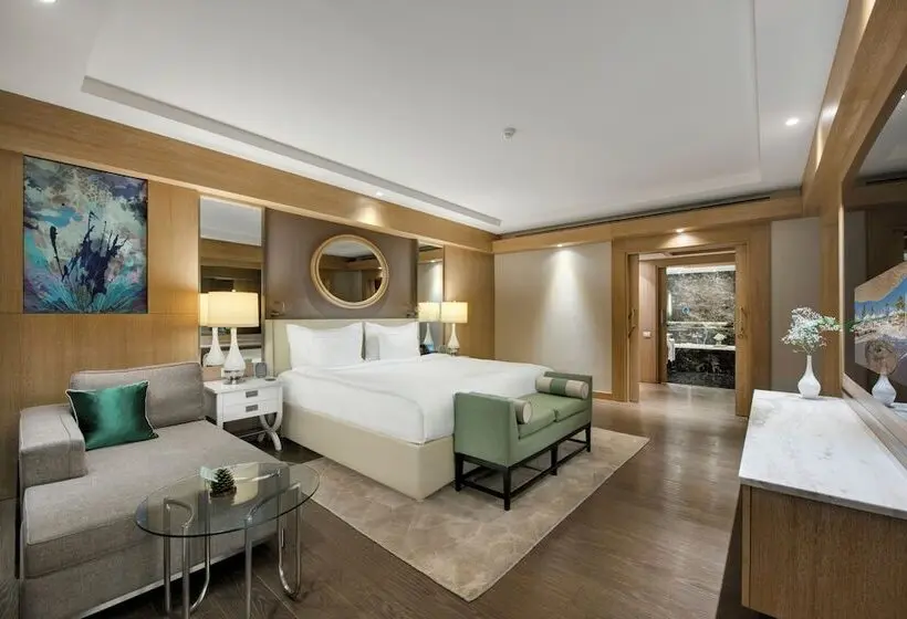 Suite met Zwembad, Regnum Carya