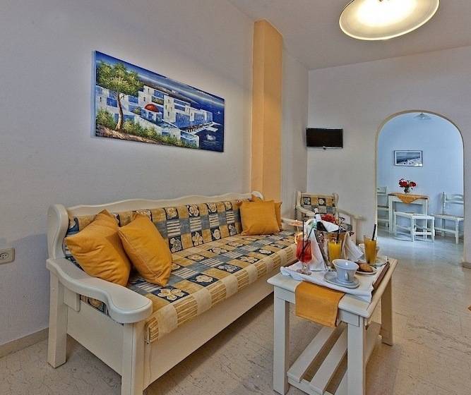 شقة غرفة واحدة مطلة على البحر, Sellada Apartments