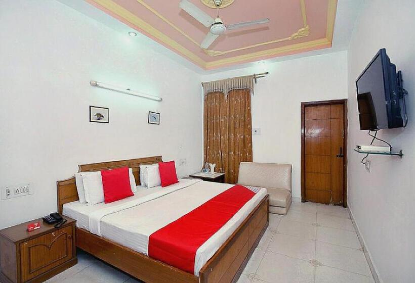 Трехместный Номер Классика, Super Hotel O Queensland