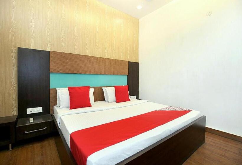 Трехместный Номер Классика, Super Hotel O Queensland