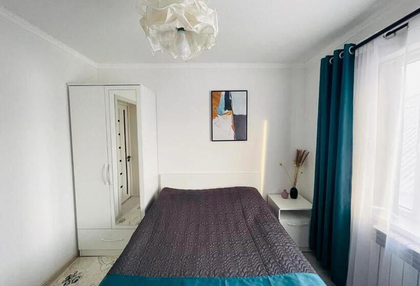 اتاق استاندارد با چشم‌انداز کوهستان, Guesthouse Greathome