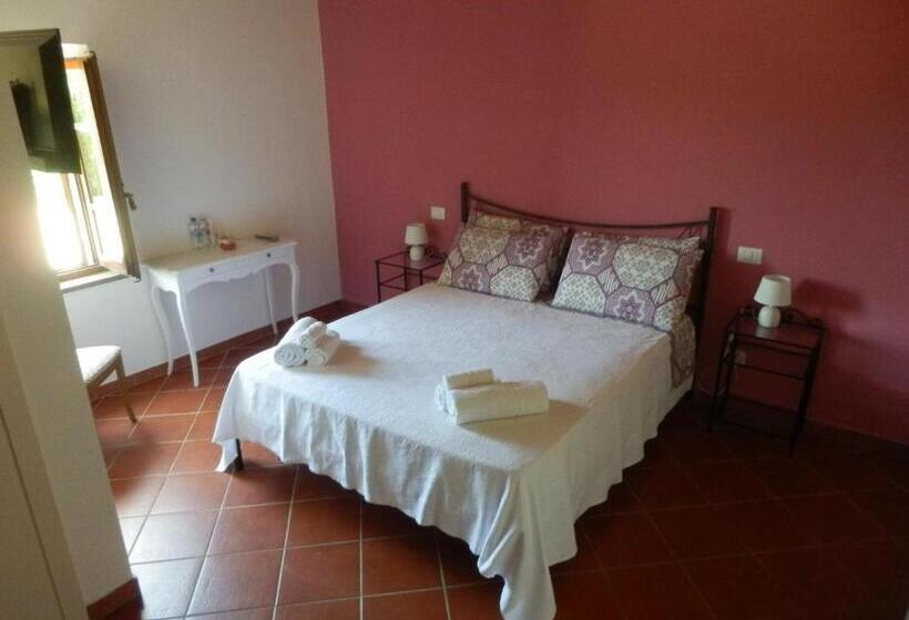 이코노미 룸, Il Casale Di Sandra