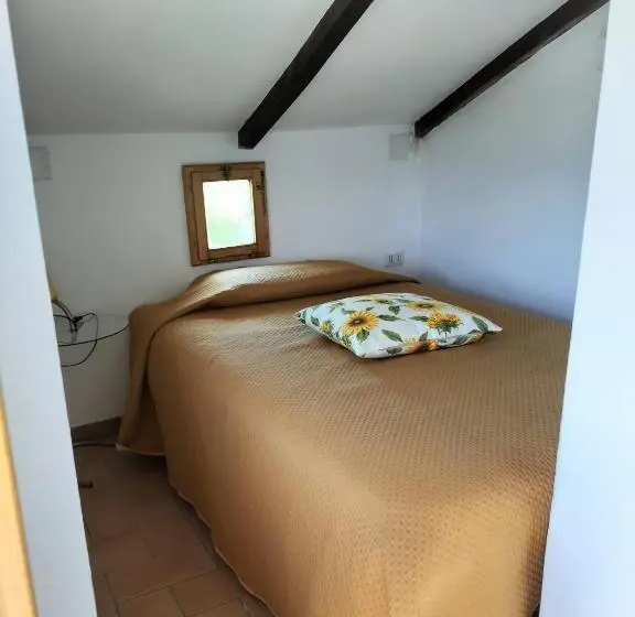 Perhehuone, Il Casale Di Sandra