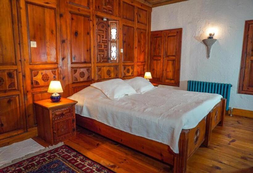 デラックスルーム, Biber Evi Assos