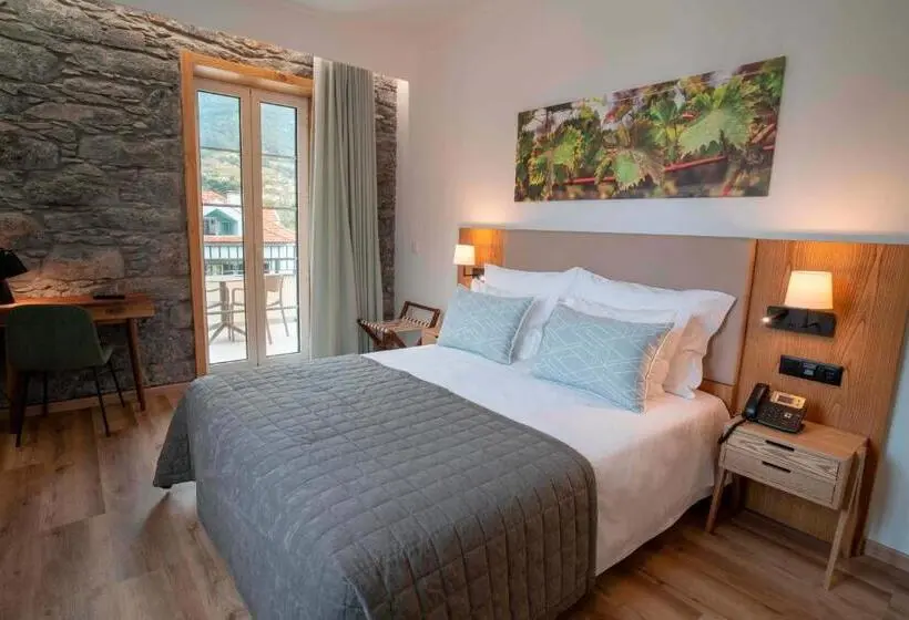 اتاق لوکس با بالکن, Quinta Vale Vitis