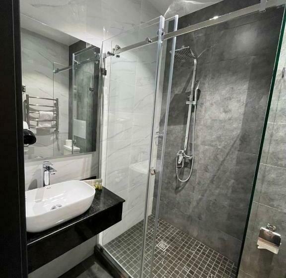 اتاق استاندارد با بالکن, Unique