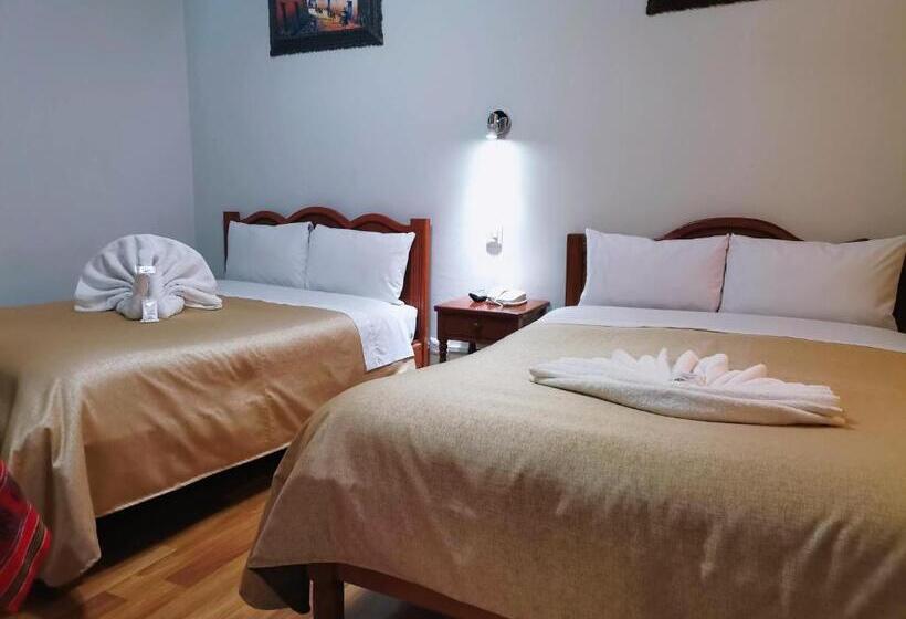 Bas Trippelrum, Urpi Cusco