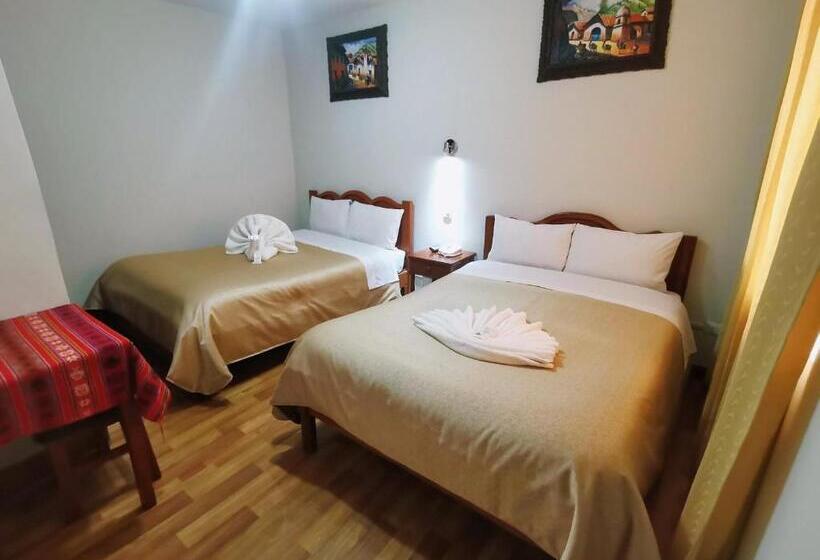 Bas Trippelrum, Urpi Cusco