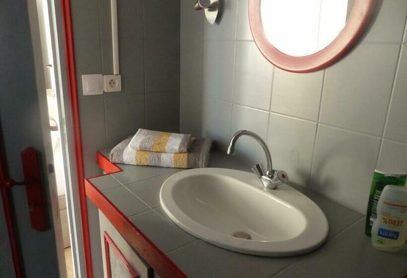 اتاق استاندارد, Lio