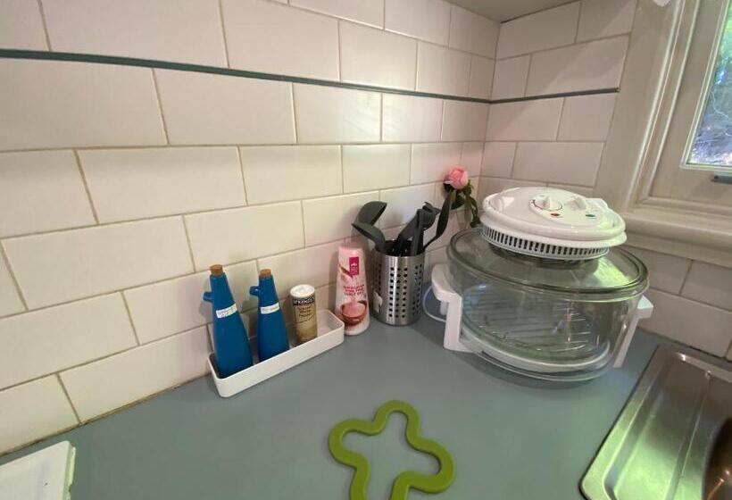 غرفة قياسية, Mitcham Station Home Stay