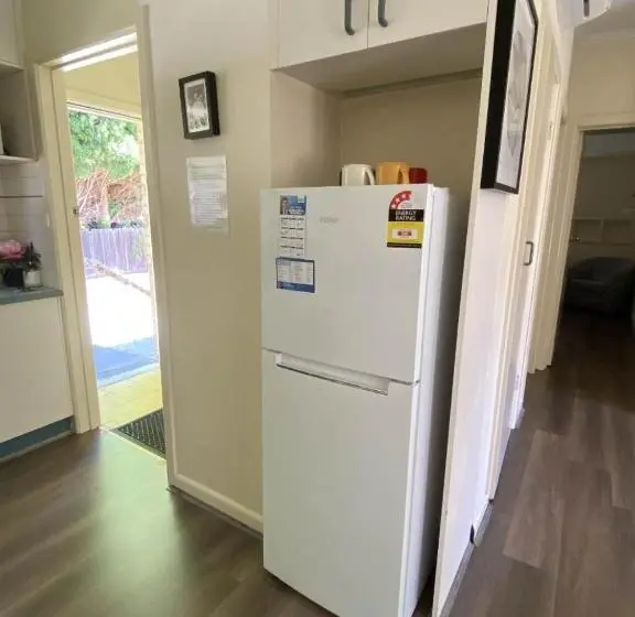 ツーベッドルーム ヴィラ, Mitcham Station Home Stay