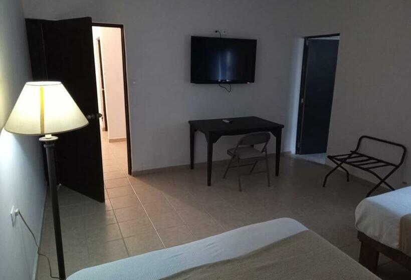 غرفة قياسية, Antique Guest House Fundidora