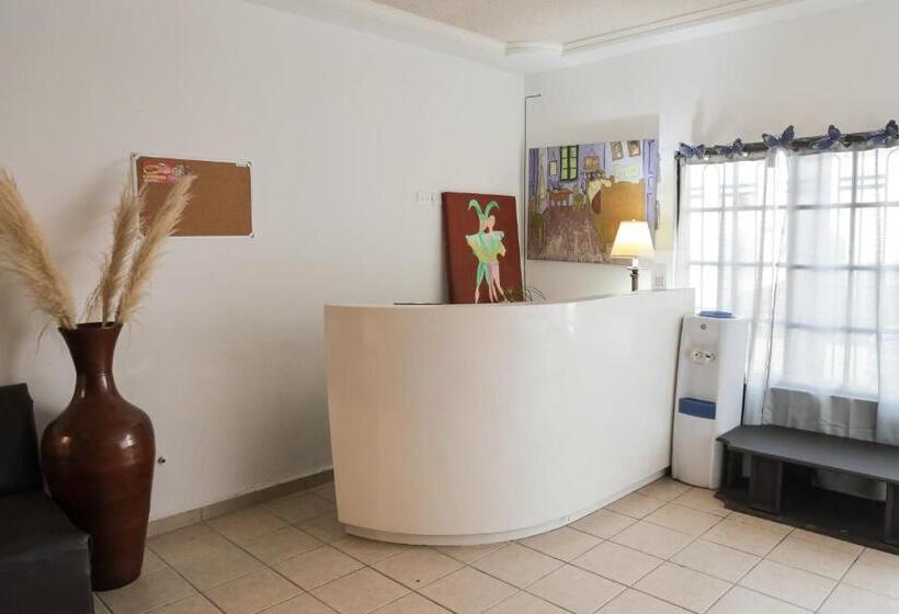 スタンダードルーム, Antique Guest House Fundidora