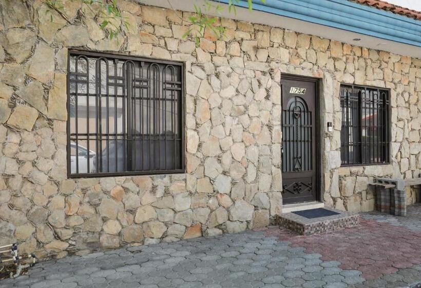 غرفة ديلوكس, Antique Guest House Fundidora