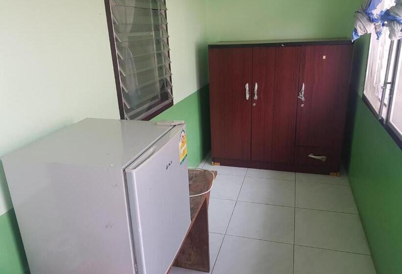 디럭스 룸, Peace Of Love Pai