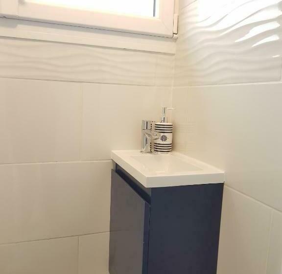 Номер Стандарт Совместная Ванная, La Minoterie Studio Avec Kitchenette Et Chambre D Hôtes