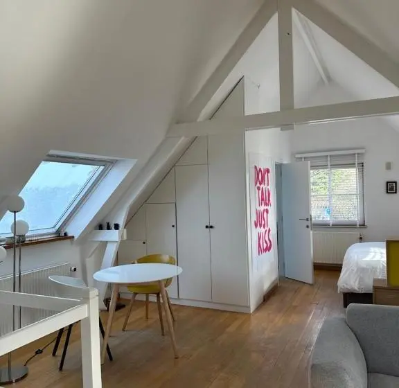 デラックスルーム, Le Cottage