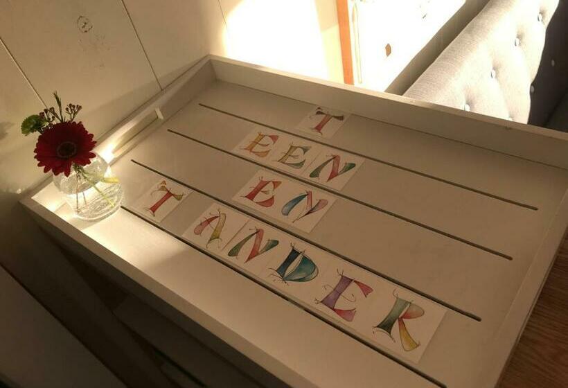 Номер Стандарт с Балконом, T Een En  T Ander