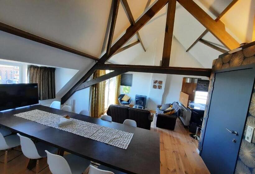 Family Suite, T Een En  T Ander