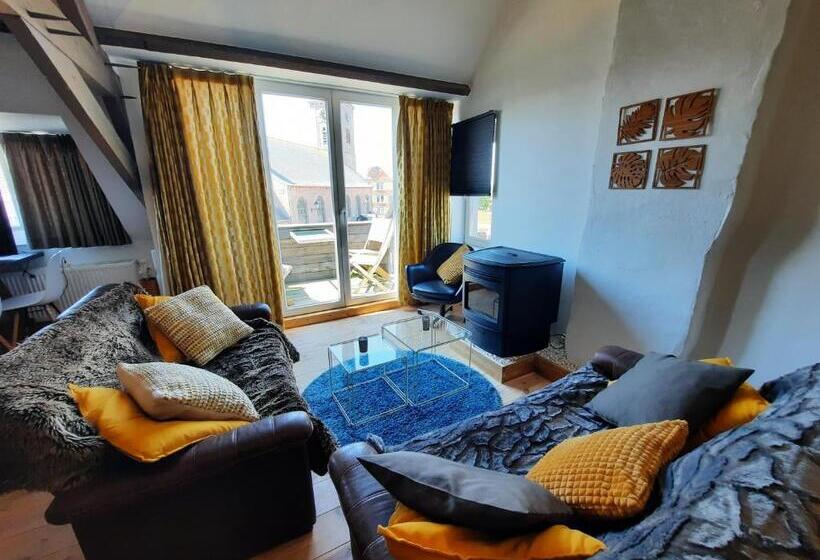 جناح عائلي, T Een En T Ander