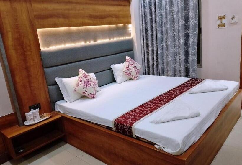 اتاق لوکس, City Park