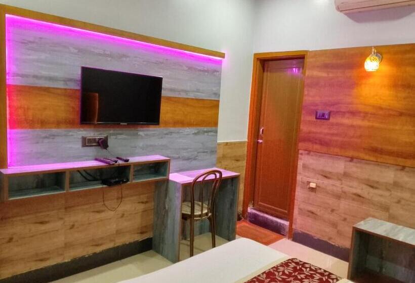 اتاق لوکس, City Park