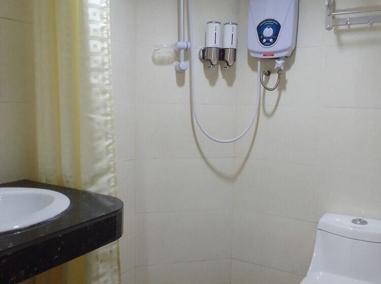 Трехместный Номер Deluxe, Oyo 90464 Borneo Suites