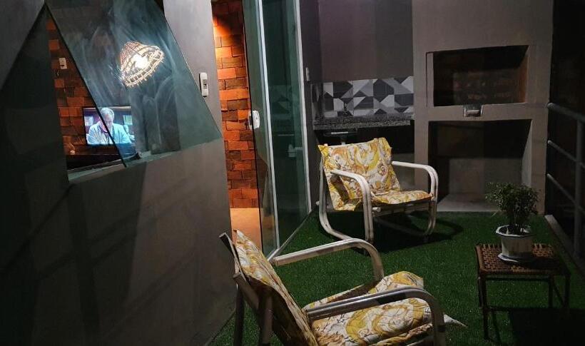 آپارتمان 1 خوابه با بالکن, Ivy House Apart