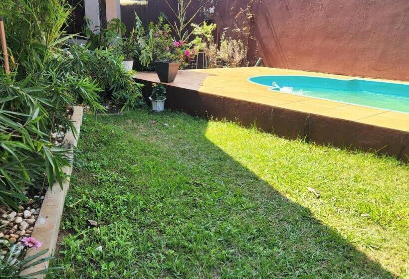 آپارتمان 1 خوابه با بالکن, Ivy House Apart