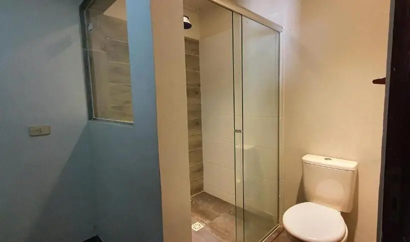 آپارتمان 1 خوابه همکف, Ivy House Apart