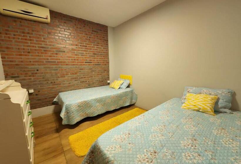 آپارتمان دوبلکس 1 خوابه, Ivy House Apart