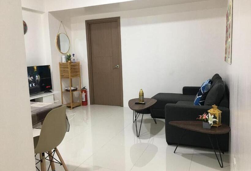침실 1개 아파트, Near Manila Airport Spacious Condo Unit