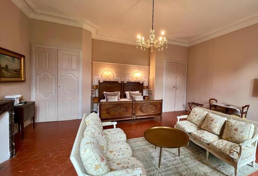 Quarto Deluxe Cama King, Chateau De Roquelune