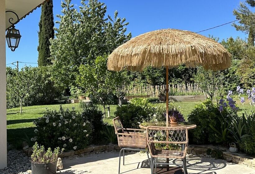 חדר סופריור, La Parenthèse Saint Donat