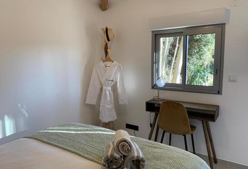 استودیو استاندارد با تراس, La Parenthèse Saint Donat