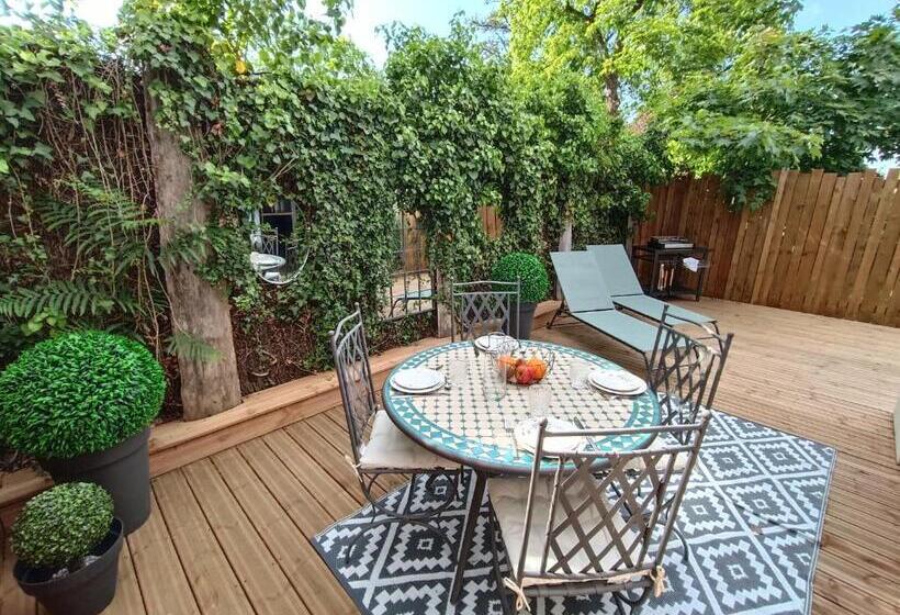 Дом 1 Спальня, Maisonnette Avec Terrasse Et Parking   Madeleine, Il était Une Fois