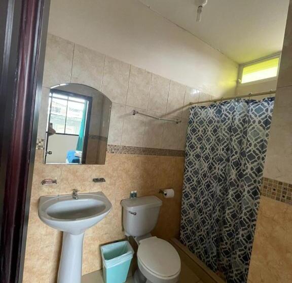 Номер Стандарт, Reef Hostel Manta