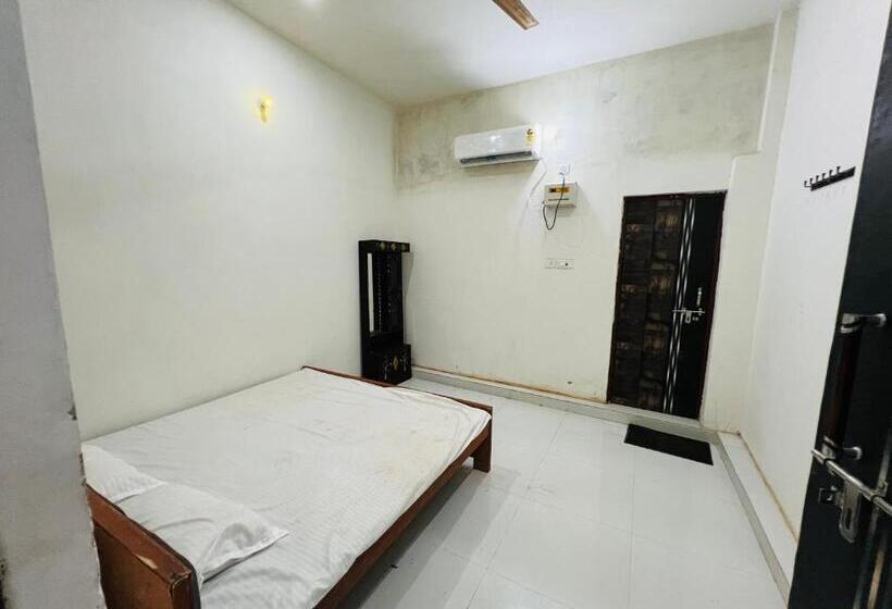 Номер Deluxe Кровать Кинг, Shreenathji Haveli