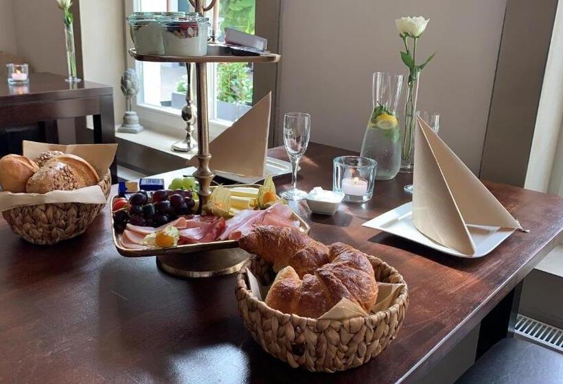 اتاق استاندارد, Restaurant Hotel Laternchen