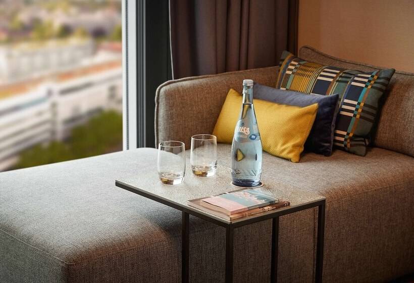 استودیوی استاندارد, Adina Apartment Hotel Stuttgart