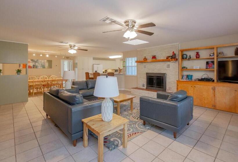 ‫فيلا غرفة نوم واحدة, Seven Bluff Cabins