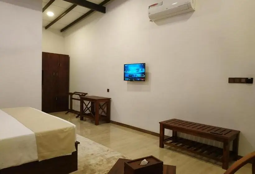 デラックスルーム, Sigiriya Cashew Palace Resort