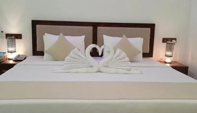 デラックスルーム, Sigiriya Cashew Palace Resort
