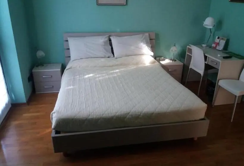 スタンダードルーム, I Pini B&b