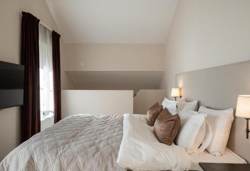 패밀리 스위트, Live And Stay Ekmanska