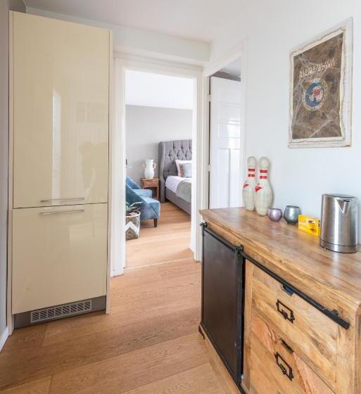 Quarto Estandar, Big Room