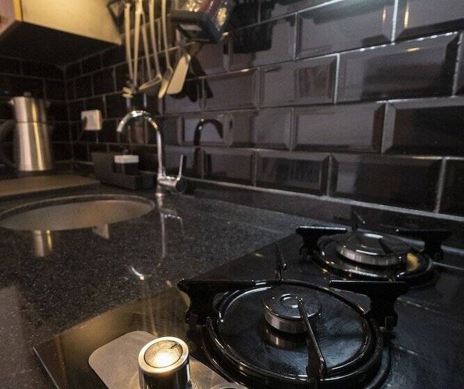 Monolocale Standard, Terra Rossa